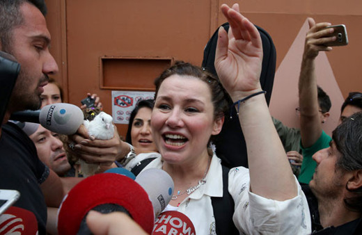 Deniz Seki hapisten çıktı! 2.5 yıl sonra ilk görüntüleri