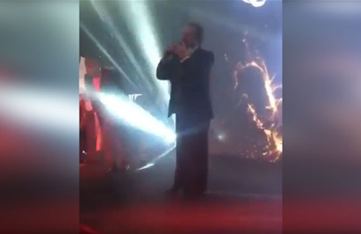 Ödül töreninde Orhan Gencebay'a büyük şok!