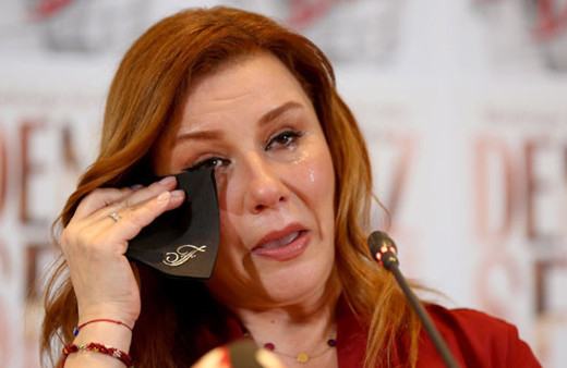 Deniz Seki gülerek başladı ağlayarak gitti şarkıyla bitirdi