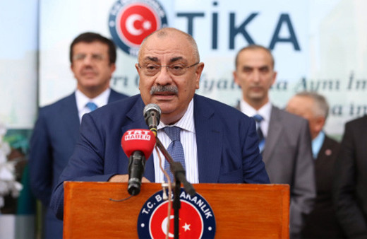 Bakan Türkeş'ten o fotoğrafa tepki