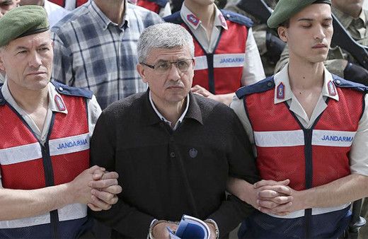 FETÖ'cü general darbenin planlandığı evdeki parmak izini inkar etti