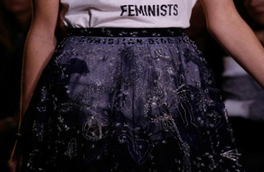 Bu tişörtü giymek 2 bin lira ister!