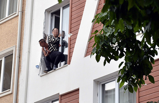 Eskişehir'de dehşet! Üniversiteli kız, evinde rehin alındı!