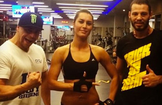 Avatar Atakan eski sevgilisiyle davalık oldu meğer mailine girip...