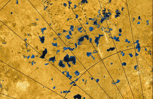 Titan'ın gölleri yumuşak inişe uygun olabilir