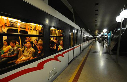 İzmir'de 15 Temmuz'da toplu ulaşım ücretsiz