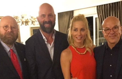 Acun Ilıcalı kankası Esat Yontuç'a yüzük taktı Hande Gülşen kimdir?