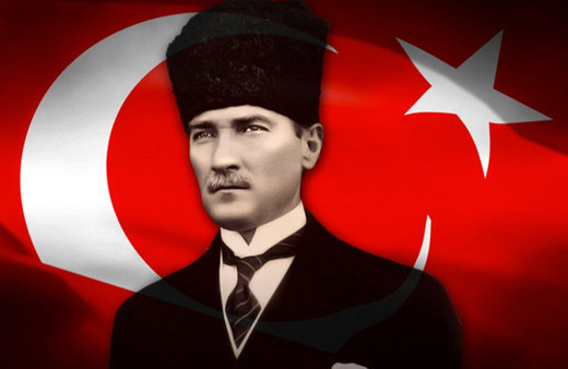 İşaret Dili ile Atatürk'ün Gençliğe Hitabesi