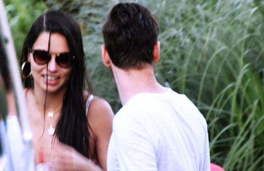 Metin Hara Adriana Lima gün batımını izlediler