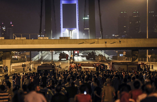  FETÖ'ye 3 milyar dolar darbe parası veren ülke!