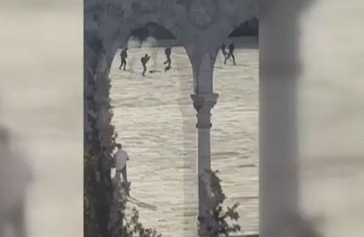  İsrail polisi Mescid-i Aksa’da 3 Filistinliyi öldürdü