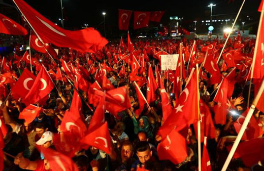 15 Temmuz kanlı darbe girişimi sonrası gazeteler hangi manşetle çıkmıştı?