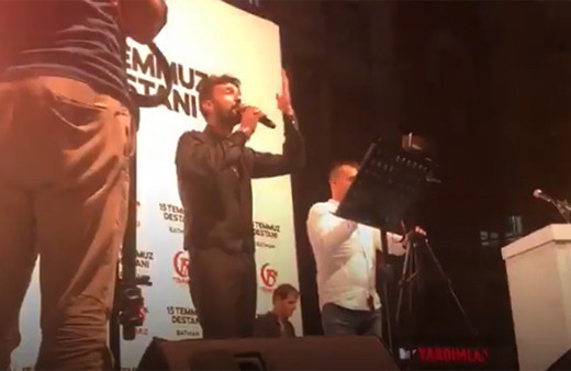 Batman'daki 15 Temmuz anmasında Kürtçe Dombra!