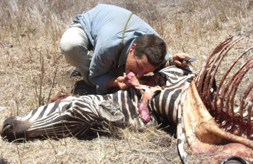 Aç kalmamak için çiğ et yiyordu tüm sırları ifşa oldu 