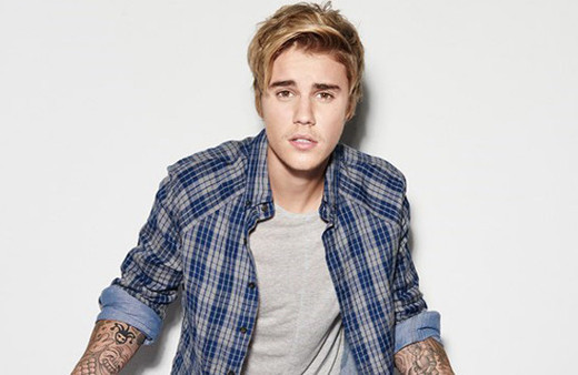 Araba kullanırken telefon kullanırsan böyle olur Justin!