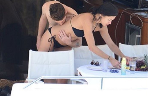 Adriana Lima ve Metin Hara  ayrılırsa bin lira dağıtacaklar!