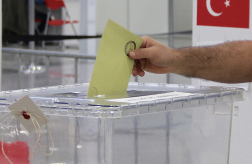 AK Parti anket yaptırdı yüzde 35 çıktı