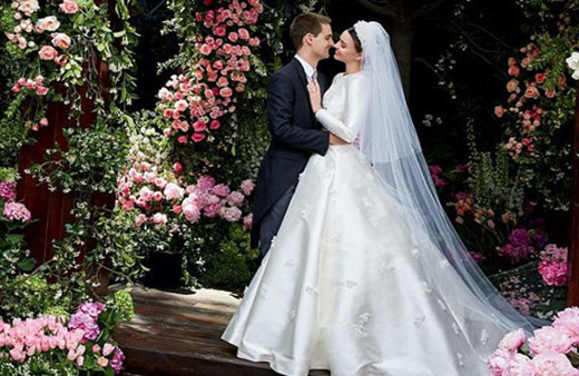 Victoria's Secret meleği Miranda Kerr evlendi!