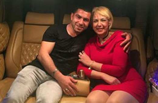 Romantik aşığın içinden canavar çıktı