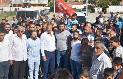 Uyuşturucuya karşı yürüşüye katılan kişi bakın kim çıktı!