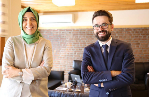 Adem Metan'ın konuğu TÜRGEV Yönetim Kurulu Başkanı Avukat Arzu Akalın