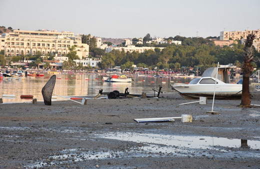 "Su ters dönerek vurduğu için bu kadar zarar var"