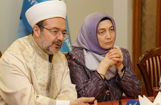 Mehmet Görmez nereli eşi Hatice Kübra kimdir? Meğer karısı... 