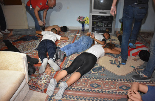 Çete alemdeyken böyle basıldı!