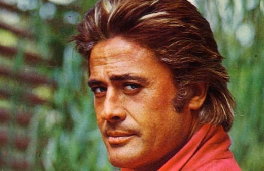 Cüneyt Arkın'a Kanada'dan büyük onur