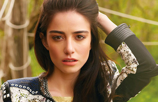 Dolunay'ın Nazlı'sı Özge Gürel estetik mi yaptırdı? 