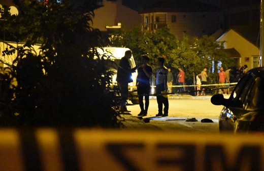 Sancaktepe'de iki grup arasında silahlı çatışma