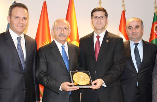 'Darbenin başbakanı' şimdi yürüyor mu?.. Ardan Zentürk'ten olay soru