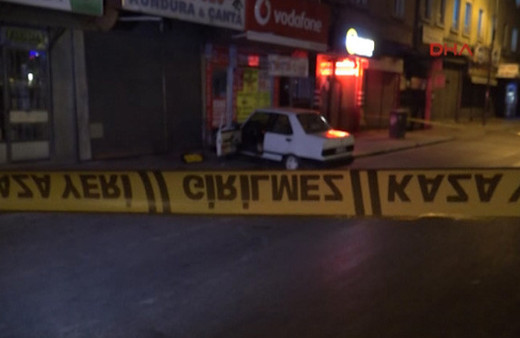 Otomobili ile seyir halindeyken vurularak öldürüldü