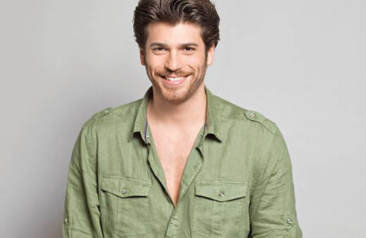 Dolunay'ın Ferit Aslan'ı Can Yaman kimdir okul hayatı bomba