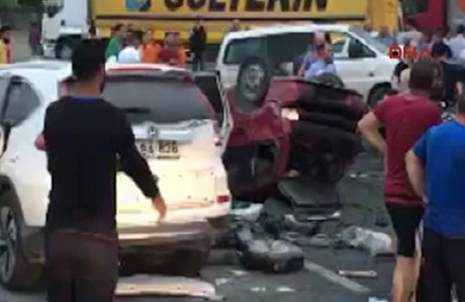 Trabzon'da zincirleme kaza... Ölüler ve yaralılar var