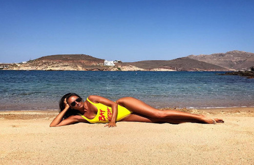 Eda Taşpınar öyle pozlar verdi ki... Rekor kırdı!