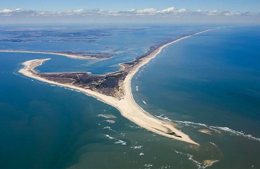 Bermuda Şeytan Üçgeni'nin de gizemli bir ada ortaya çıktı