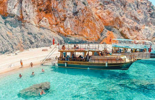 Antalya'nın Maldivleri tehdit ile karşı karşıya