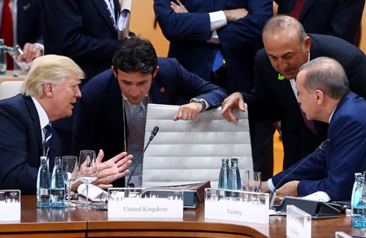 G-20'de herkes onlara baktı Trump ve Erdoğan kafa kafaya!