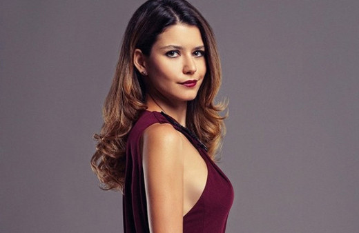 Beren Saat'in son haline bakın gittikçe eriyor 