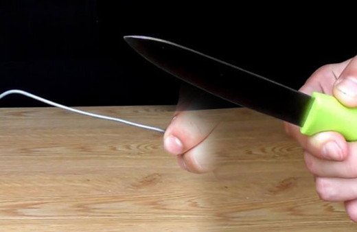 Bir tel ve bir bıçaktan öyle bir şey yaptı ki
