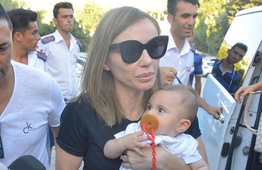 Gülşen ölümden döndü! ''Oğlum bir melek bizi korudu''