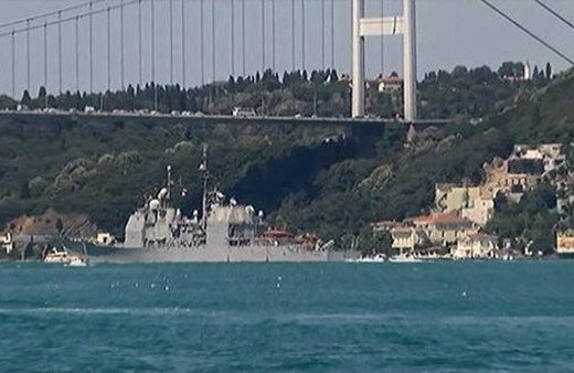 ABD savaş gemisi boğazdan geçti