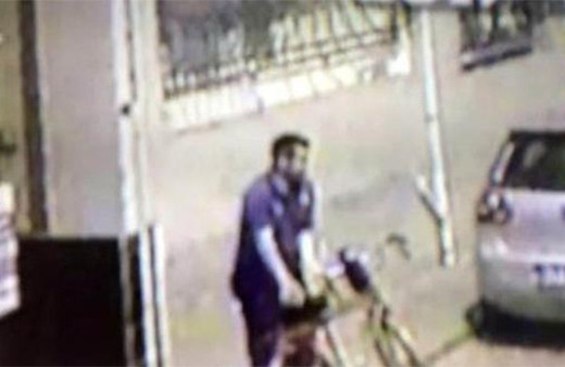 Sokak ortasında iğrenç olay!