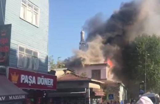 Kasımpaşa'da tarihi hamamda yangın