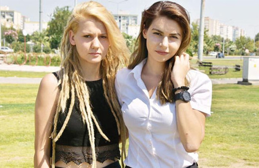 Yardım istedikleri polislerden dayak yediler bir de üstüne...