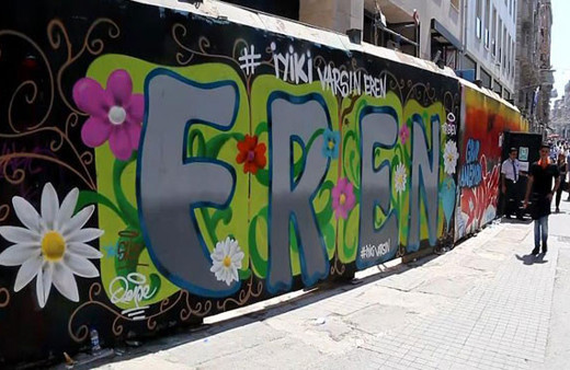 Şehit Eren Bülbül için İstiklal Caddesi'nde grafiti