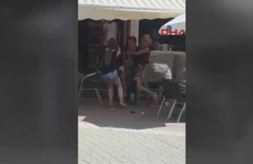 Dönercinin döner bıçaklı öfkesi kamerada