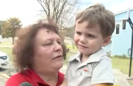 3 yaşındaki çocuk bir anda tuhaf sesler çıkarıp koşmaya başladı 