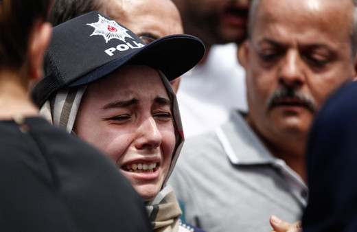 Emniyet müdürü kritik bilgiyi şehit polisin cenazesinde açıkladı